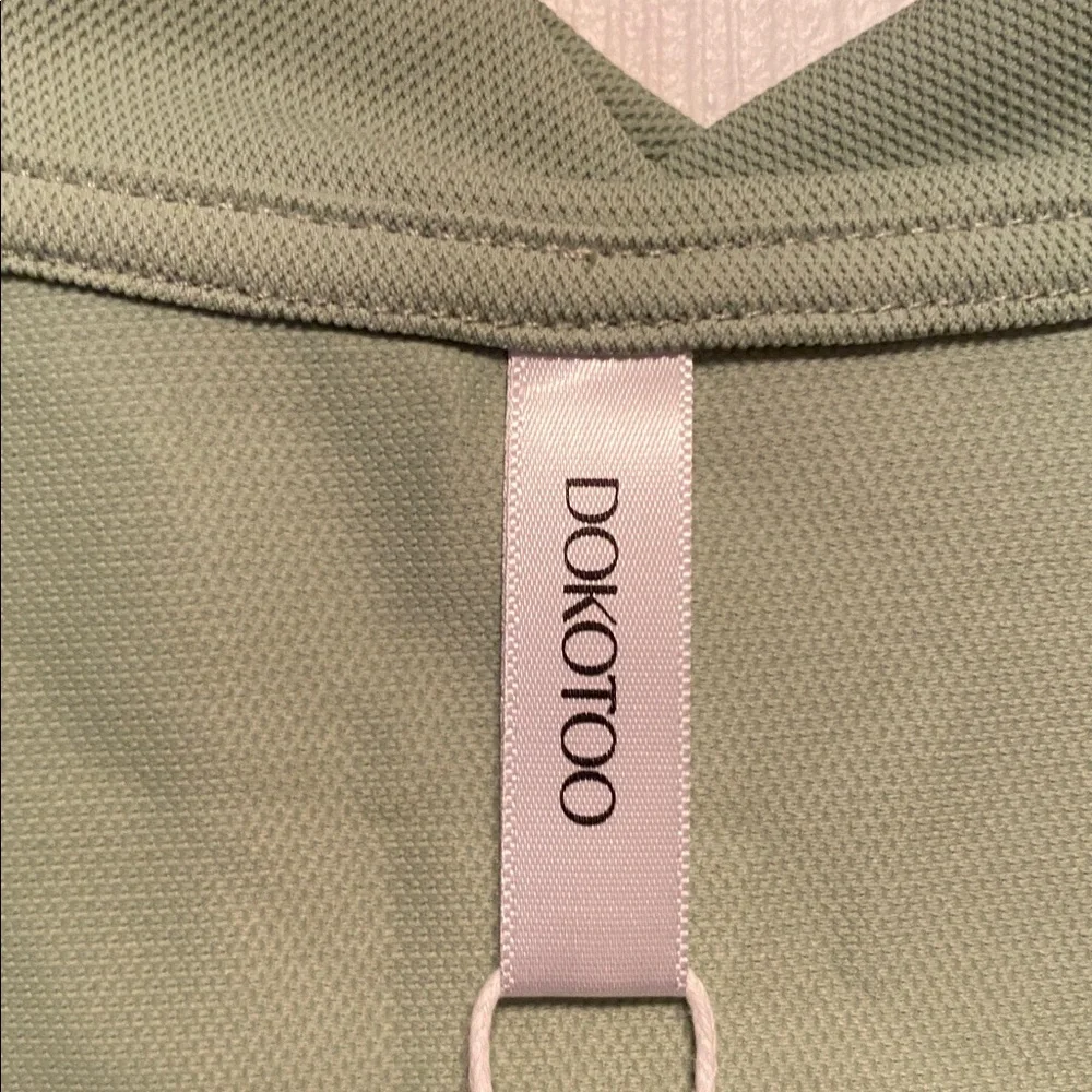 Dokotoo Women’s Green Polo Shirt…size 2XL - Picture 5 of 6